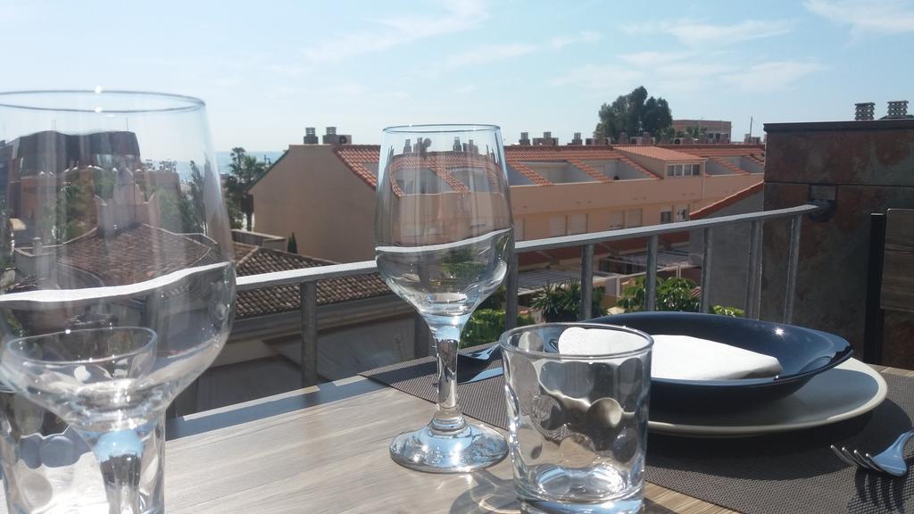 Apartmentsuitespain Atic Panoramic Beach فالنسيا المظهر الخارجي الصورة